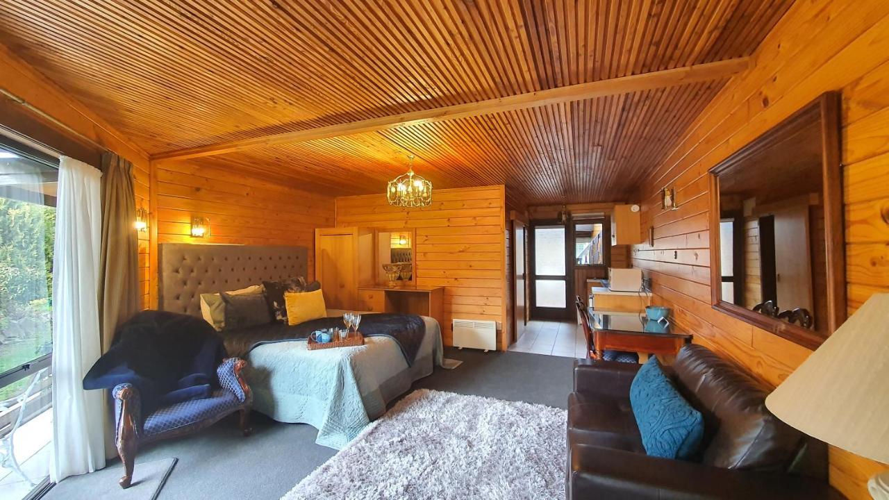 Alpine Lodge Motel Hanmer Springs Bagian luar foto
