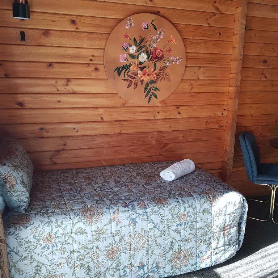 Alpine Lodge Motel Hanmer Springs Bagian luar foto