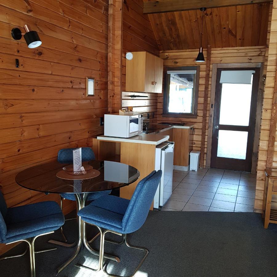 Alpine Lodge Motel Hanmer Springs Bagian luar foto