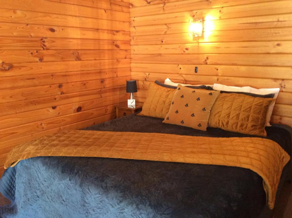 Alpine Lodge Motel Hanmer Springs Bagian luar foto